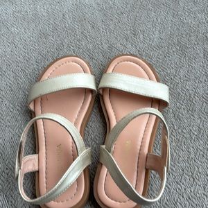 The brand is pandaninjia size 12